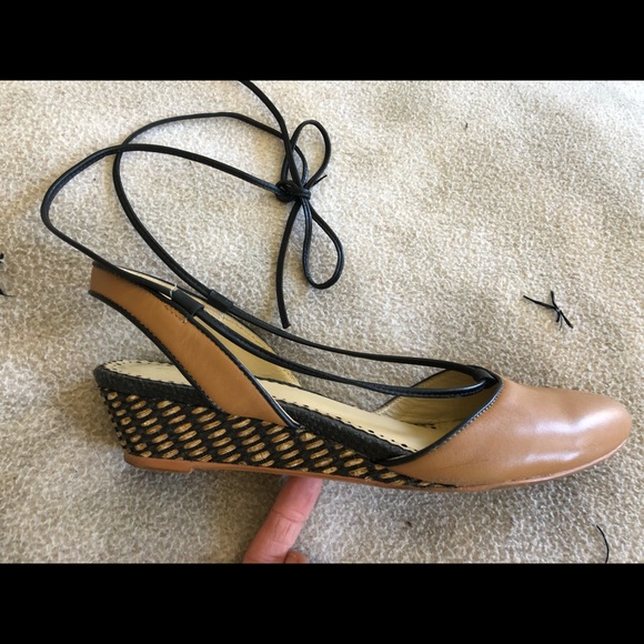 Farylrobin - ankle lace up low heel flats - Picture 3 of 5
